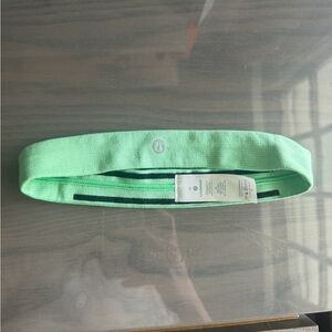 lululemon athletica Mint Green Athletic Headband EUC